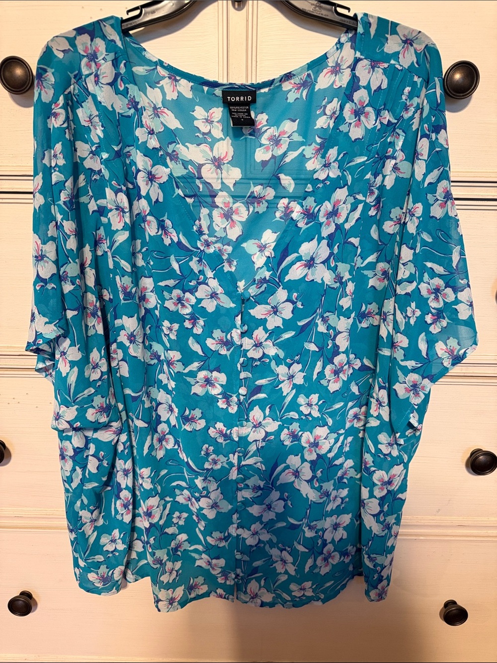 torrid teal floral V-neck Button-Front Top